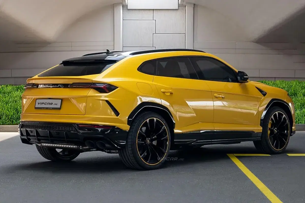 Lamborghini Urus Pearl Capsule