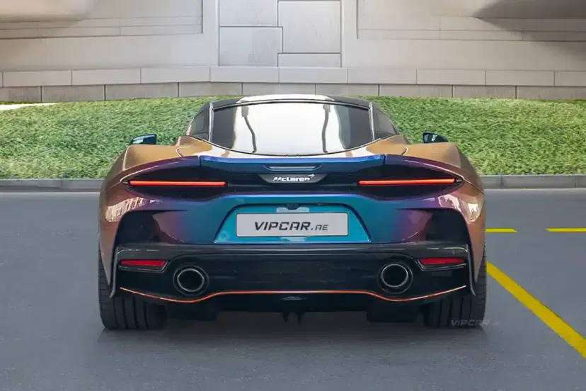 McLaren GT