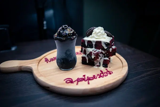 LaVie Lounge & Café