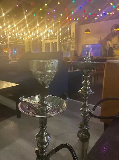 W11 Shisha Lounge & Restaurant