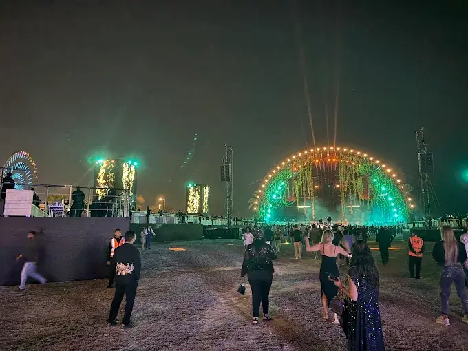 Ushuaïa Dubai Harbour Experience