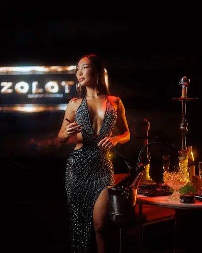 Zoloto karaoke & lounge