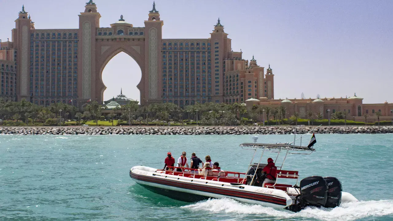 Speed Boat Tour Dubai