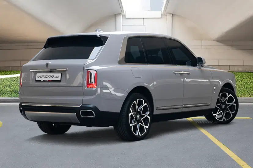 Rolls Royce Cullinan 2024