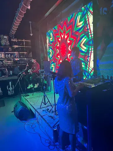 23rd Street Sports House